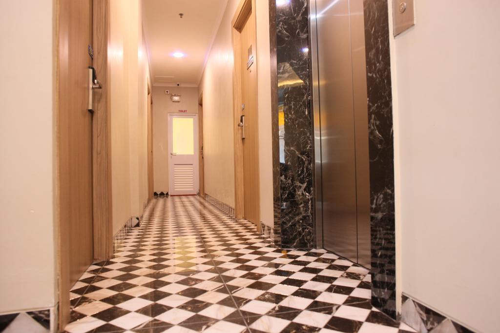 Bold Hotel Jakarta Exterior photo